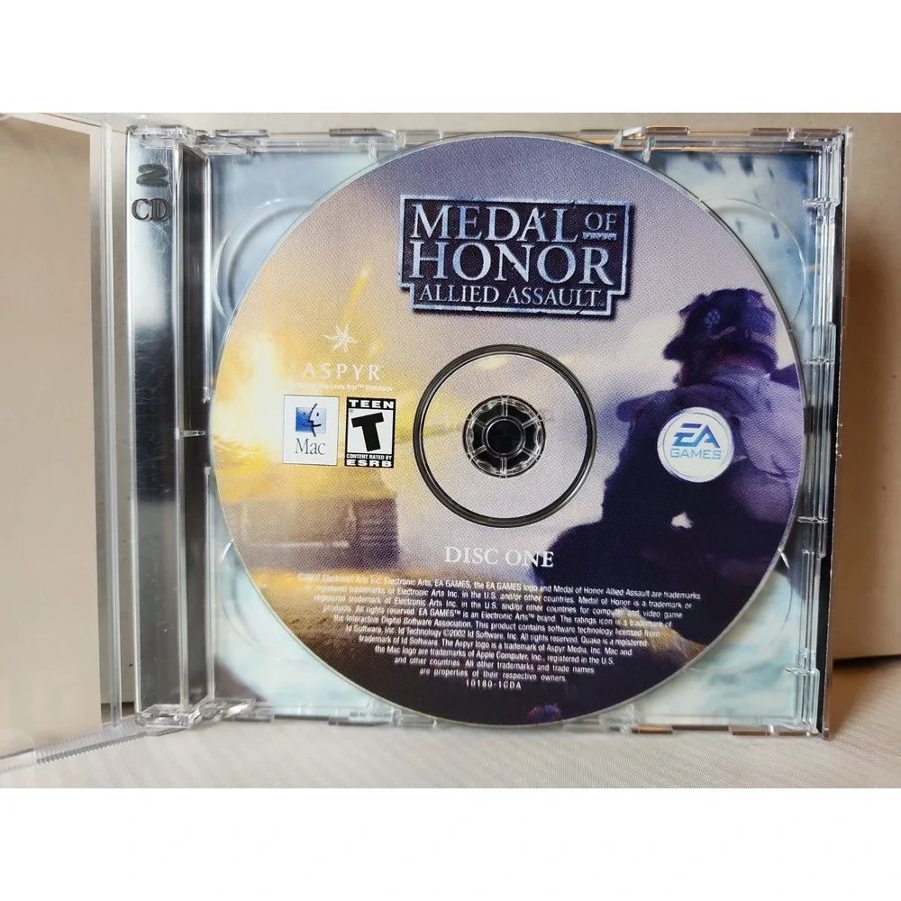Vintage Medal‎ of Honor: Allied Assault MAC FORMAT 2002 Two Disc Set Rare Preown